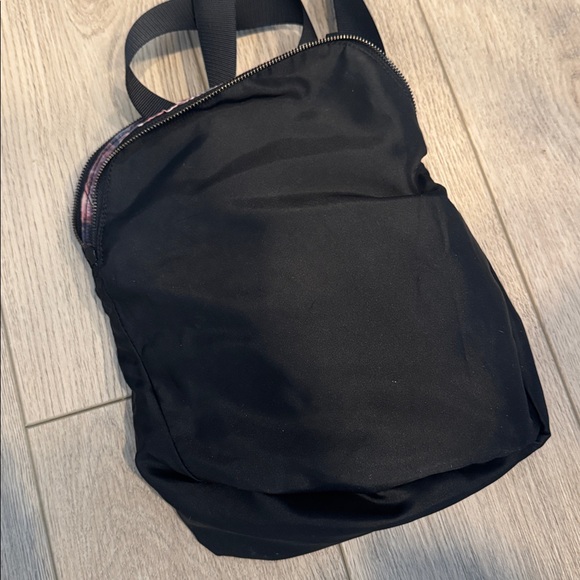 Lululemon Festival Bag II *5L - Frosted Rose Multi / Black - Picture 11 of 11